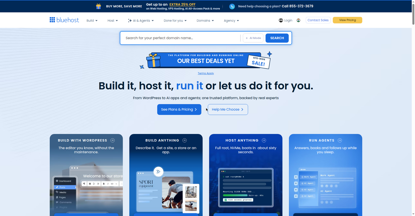 Bluehost India ka homepage — holiday sale banner, hero me koi plan price nahi